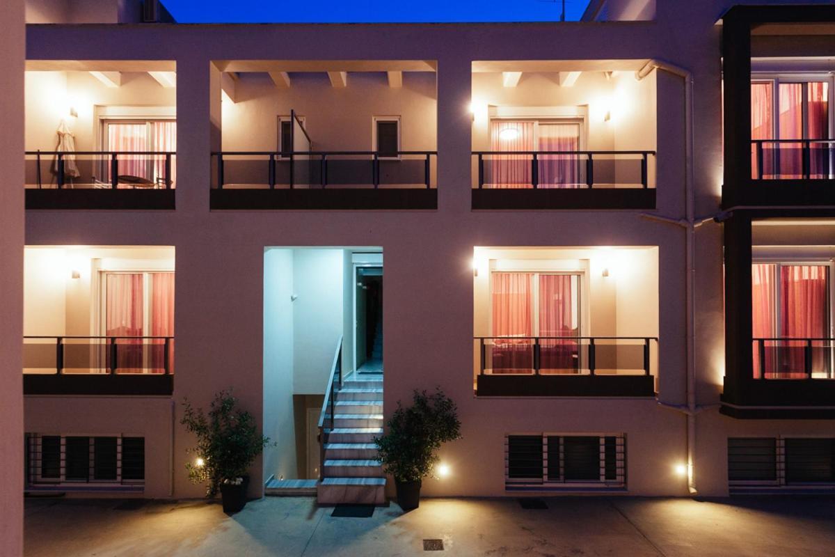Apanema Apartments Vivári Esterno foto