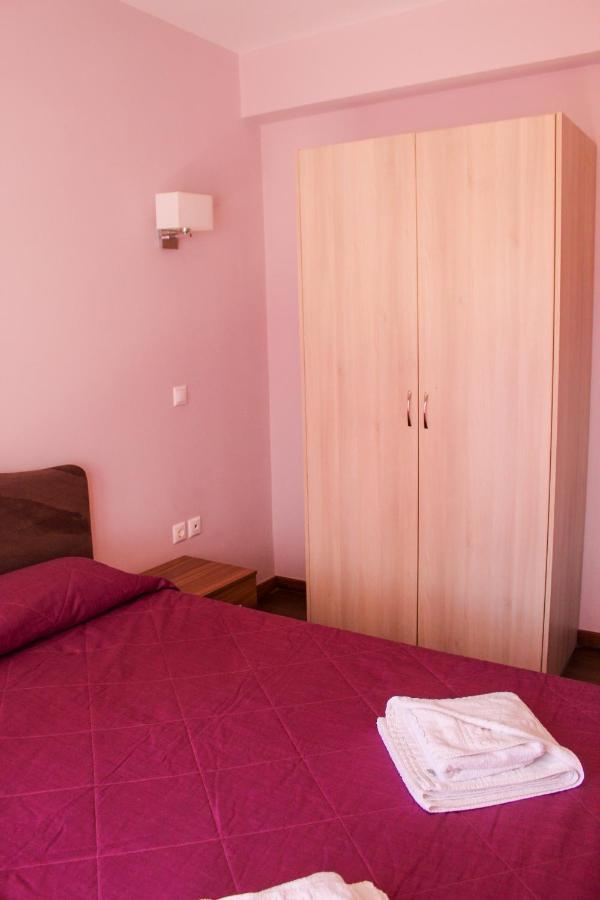 Apanema Apartments Vivári Esterno foto