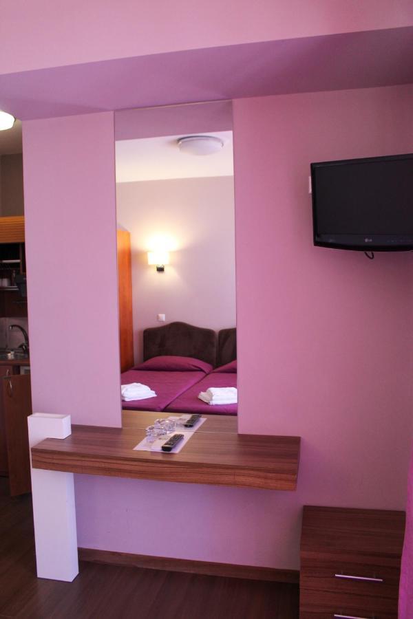 Apanema Apartments Vivári Esterno foto